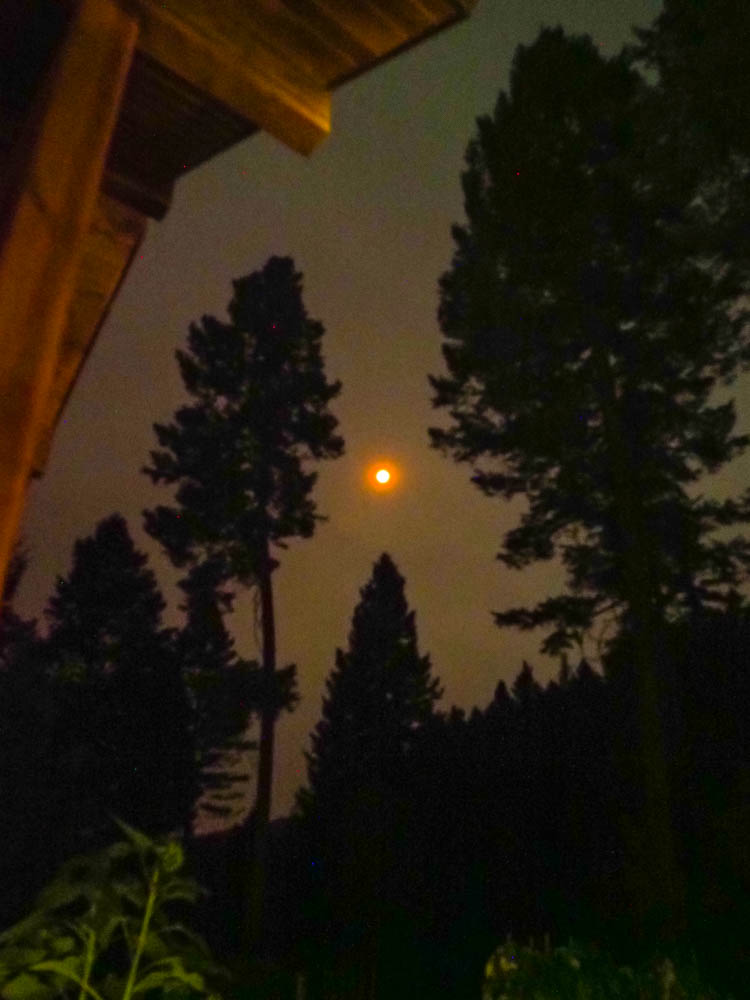 Full moon thorough wildfire smoke